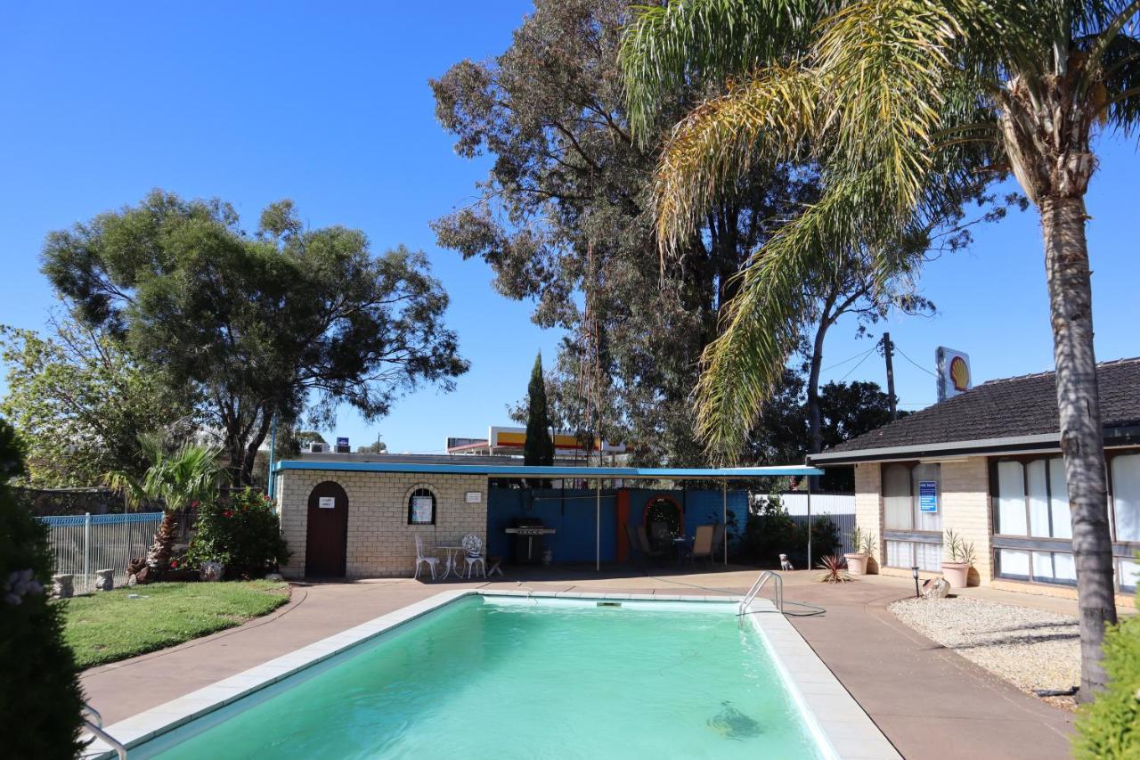 Capri Motel Balranald Eksteriør billede